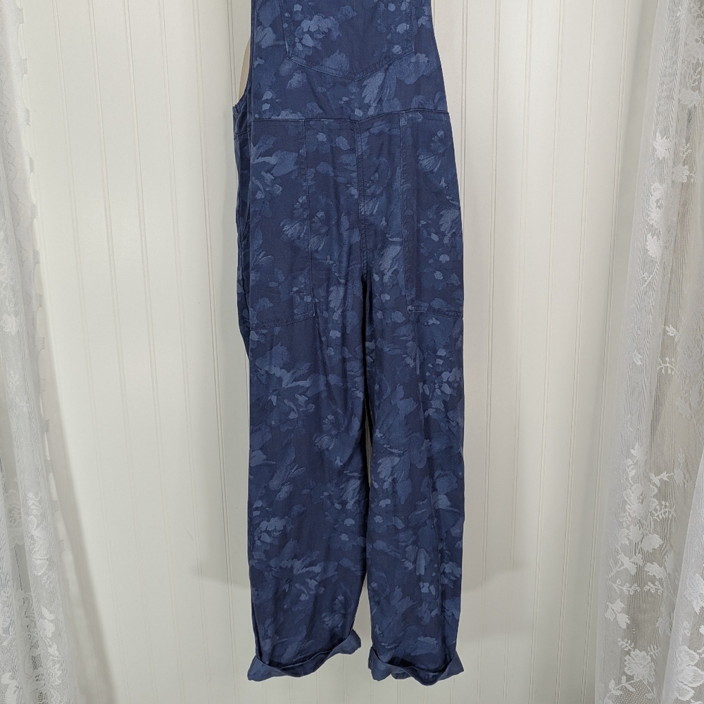 AERIE Blue Floral Overalls NWT Sz M - Picture 4 of 13